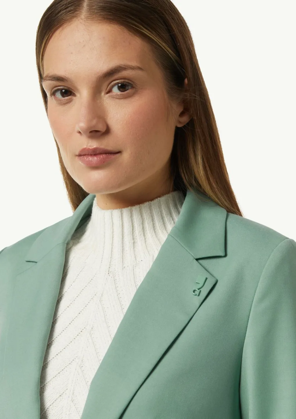 Taillierter Blazer mit abnehmbarem Logo-Pin-Comma Discount