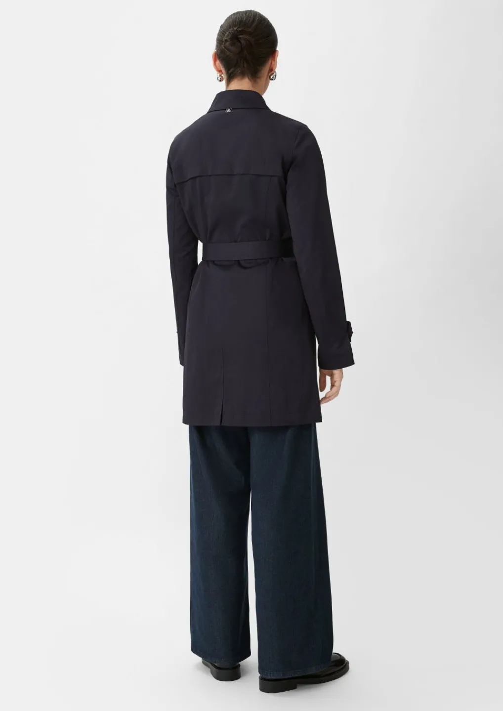 Taillierter Trenchcoat mit Bindegürtel-Comma Sale