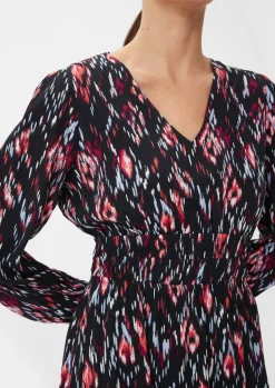 Tailliertes Kleid aus Crêpe-Comma Clearance