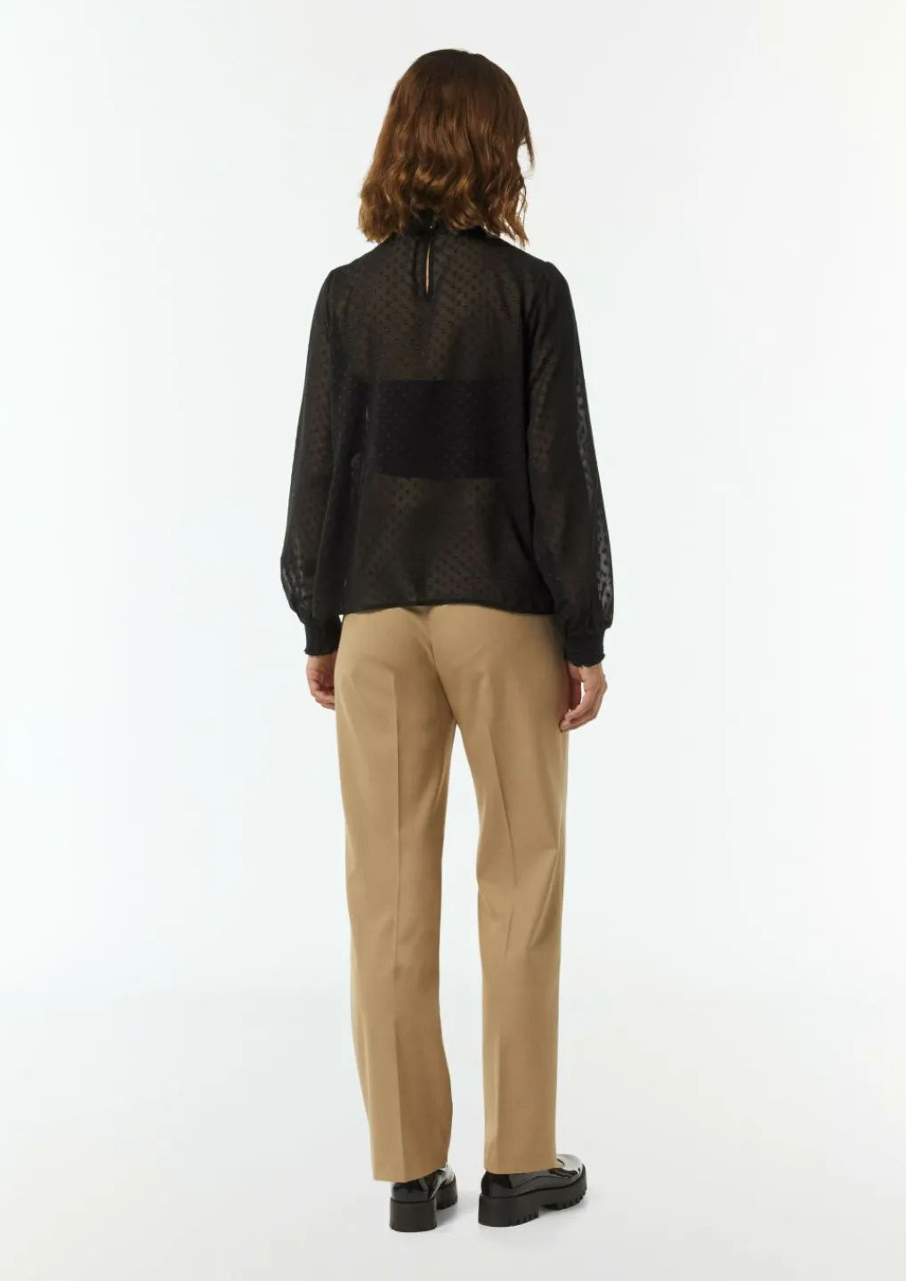 Transparente Jacquard-Bluse mit Smok-Detail-Comma Sale