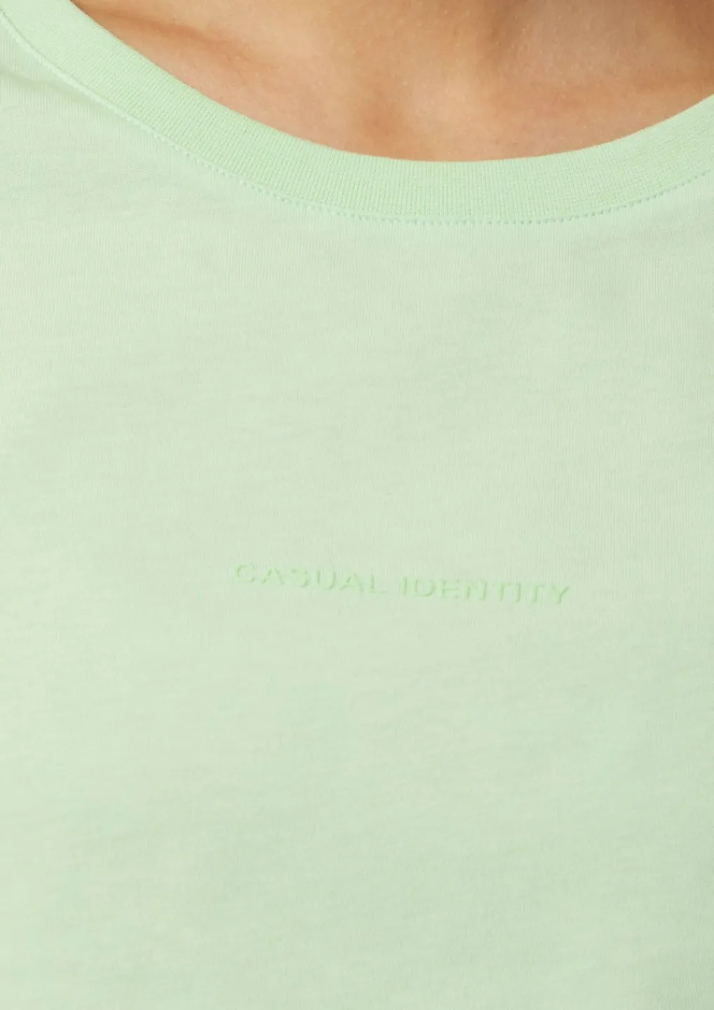T-Shirt mit Rundhals-Ausschnitt und Front-Print-Comma Clearance