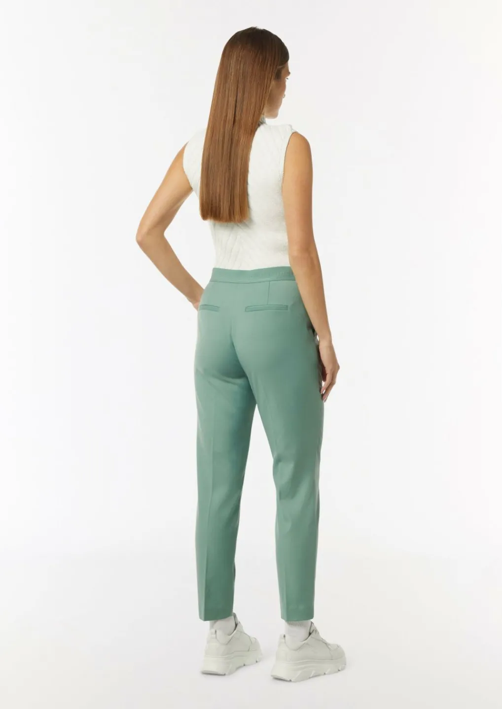 Twill-Hose in Cigarette-Shape-Comma Hot