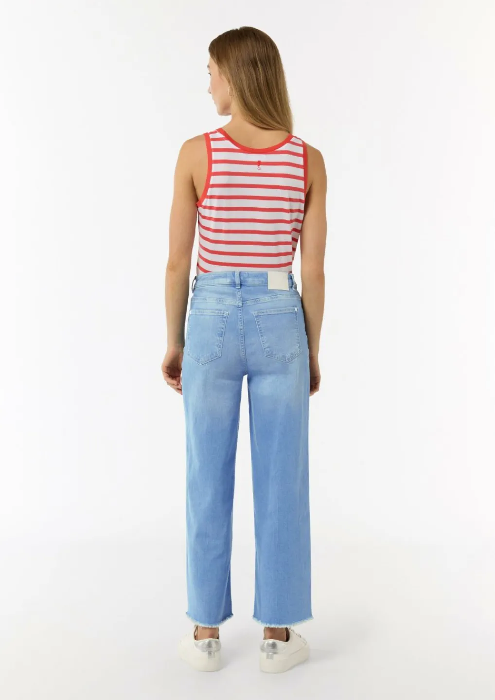 Verkürzte Jeans mit Wide Leg und ausgefranstem Saum-Comma Clearance