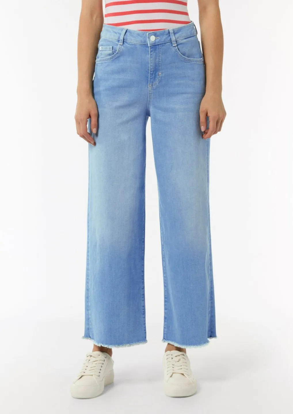 Verkürzte Jeans mit Wide Leg und ausgefranstem Saum-Comma Clearance