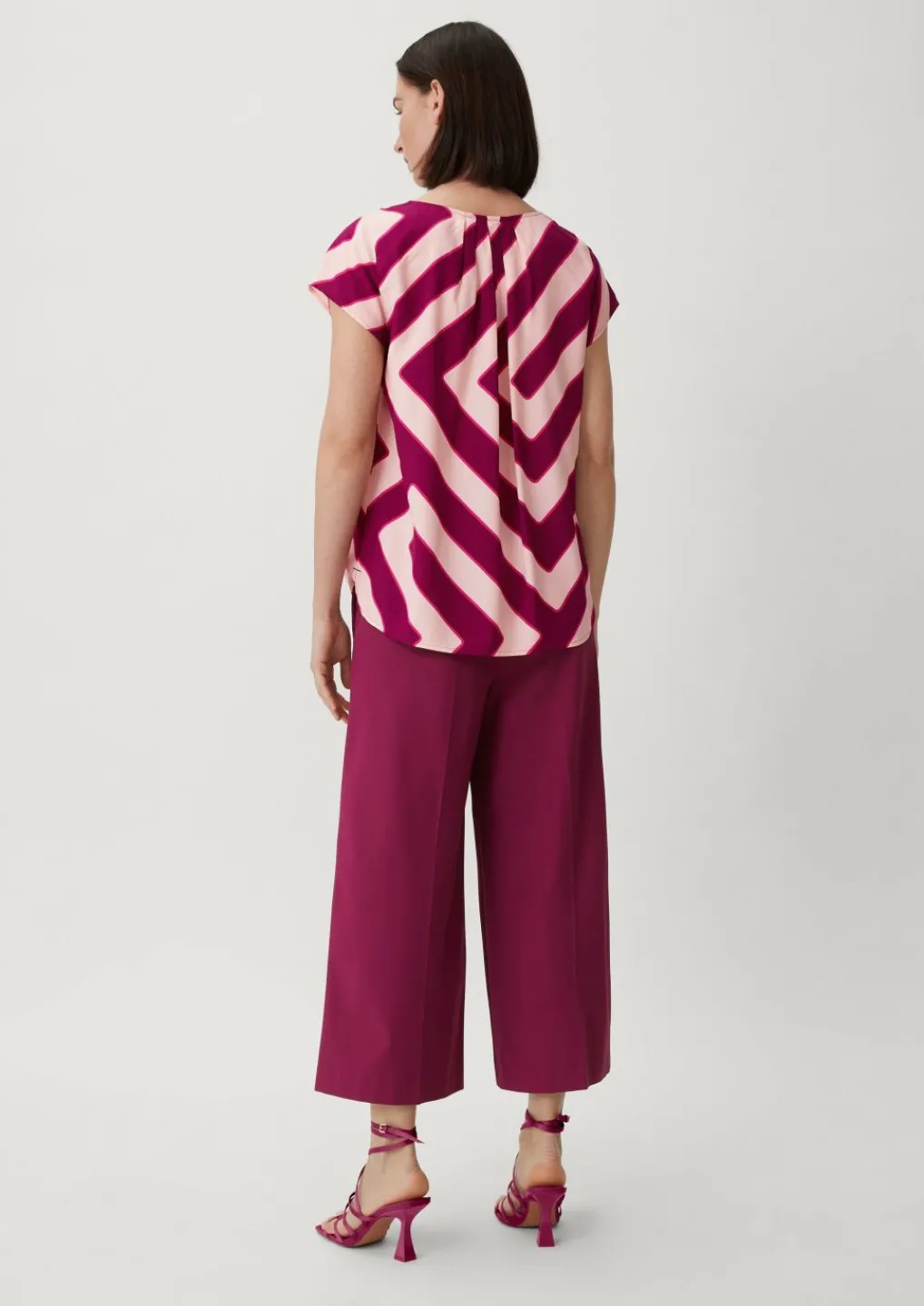 Viskosebluse mit Allover-Print-Comma Discount