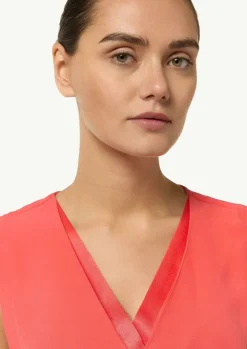V-Neck-Top aus Crêpe-Comma Best