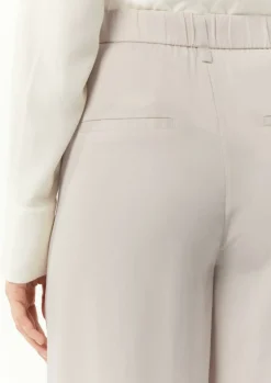 Wide-Leg-Hose aus Lyocell mit Elastikbund und angedeuteten Taschen-Comma Fashion