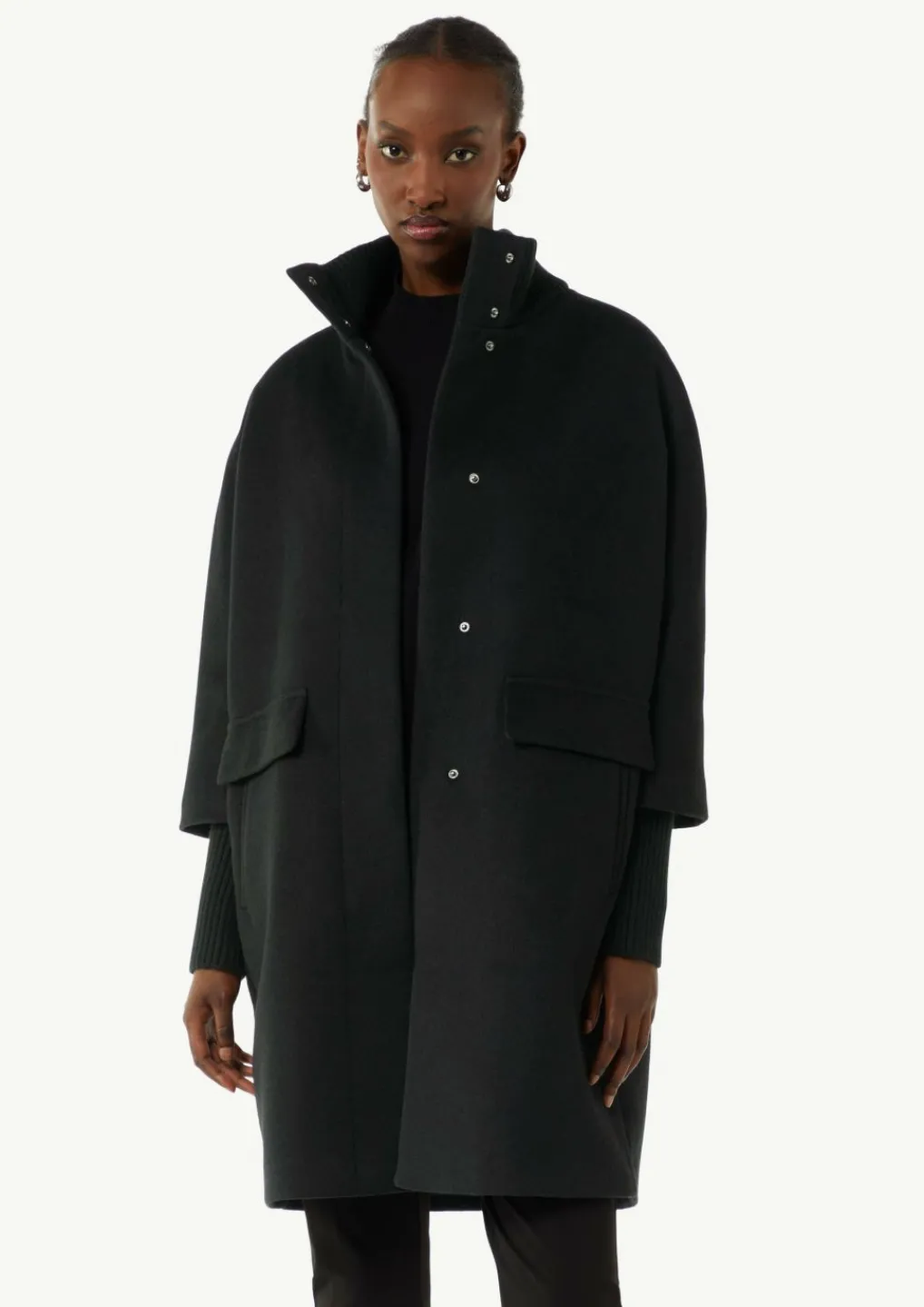 Wollmantel mit geripptem Kragen und Ärmeln-Comma Fashion